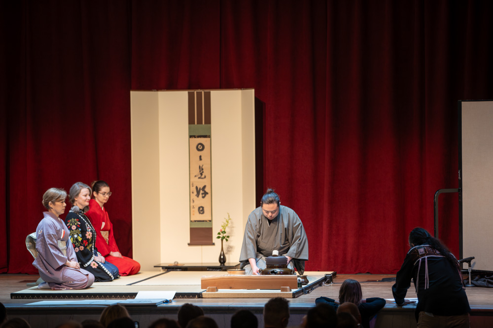 Choctaw Artist chronicles Japanese tea ceremony at Smithsonian in Washington, D.C. 